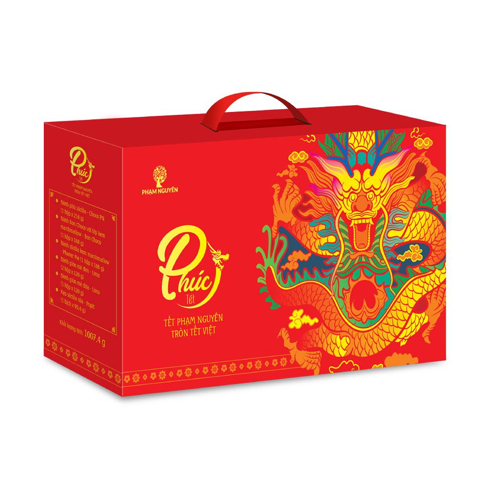 Thùng bánh Phạm Nguyên ngày Tết Việt Nam